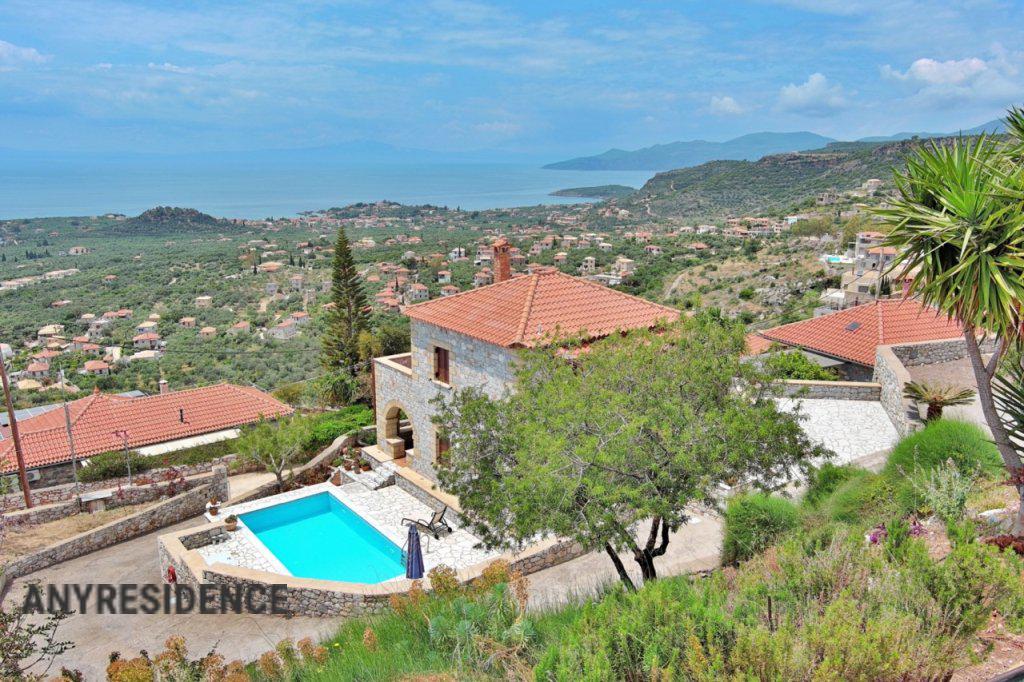 Villa in Messenia, photo #3, listing #2255242