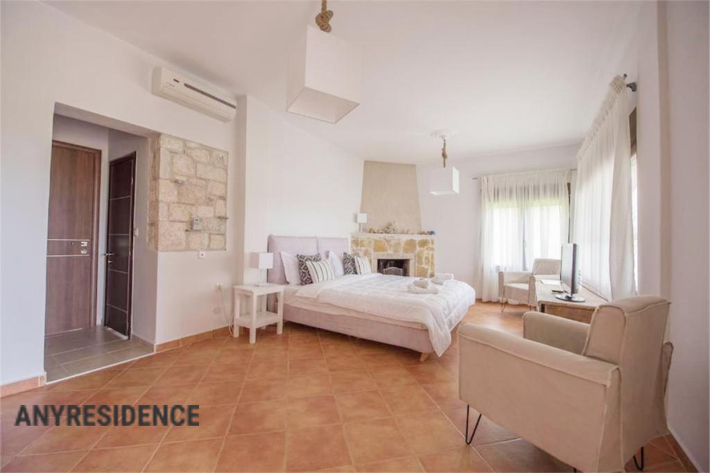 Villa in Afytos, photo #7, listing #2481306