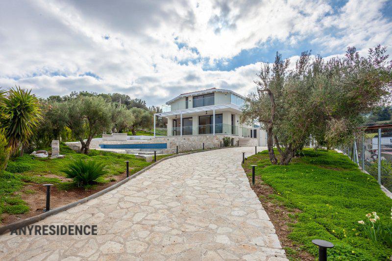 Villa in Paliouri, photo #1, listing #2392575