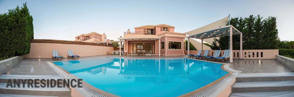 5 room villa in Lefkas, photo #2, listing #2545148