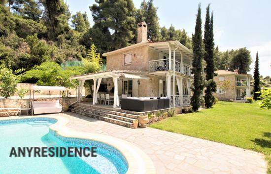 8 room villa in Chalkidiki (Halkidiki)