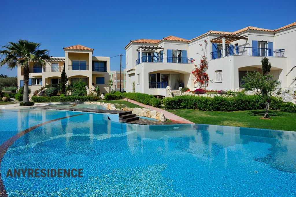 Penthouse in Crete, photo #9, listing #2359499