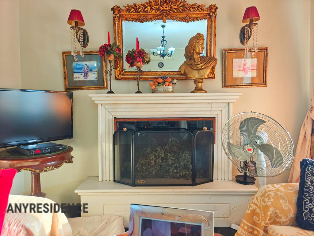 Townhome in Loutraki, photo #10, listing #2485910