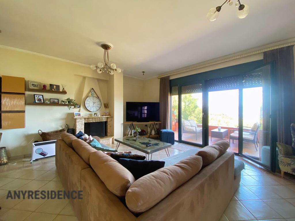 Townhome in Patras, photo #5, listing #2457950