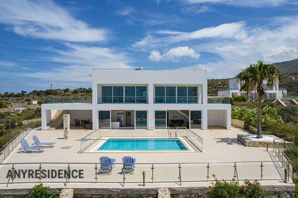 Villa in Kokkino Chorio, photo #2, listing #2303299