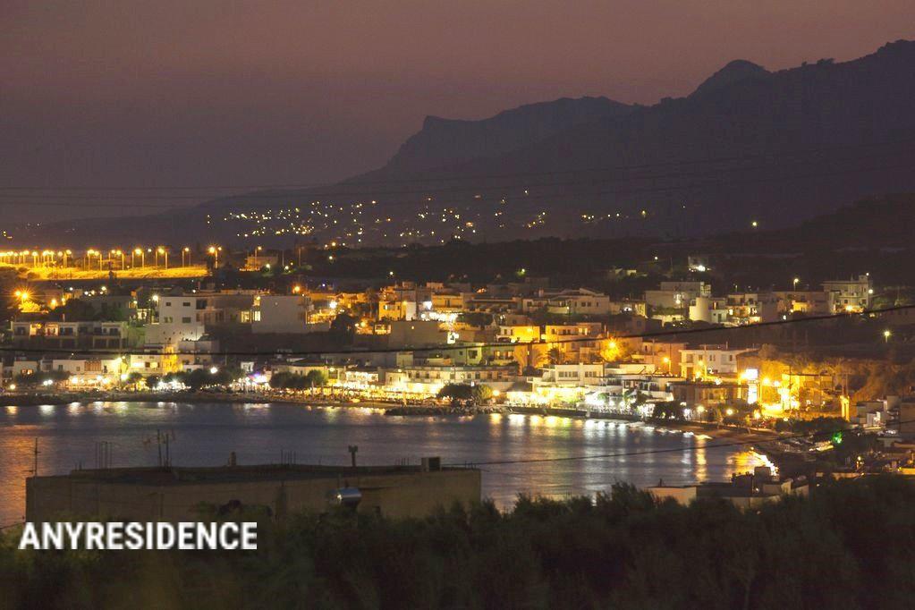 2 room apartment in Crete, photo #3, listing #2284418