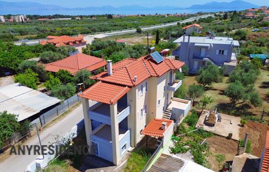 Townhome in Xilokastro