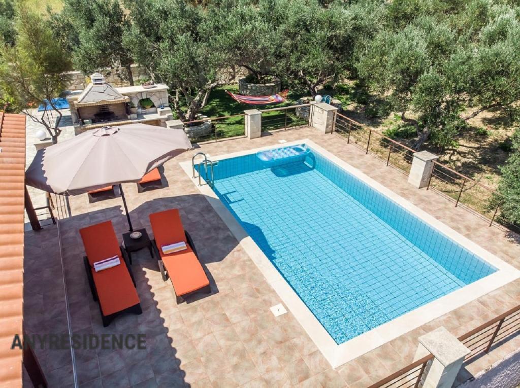 Townhome in Chania, photo #5, listing #2454831