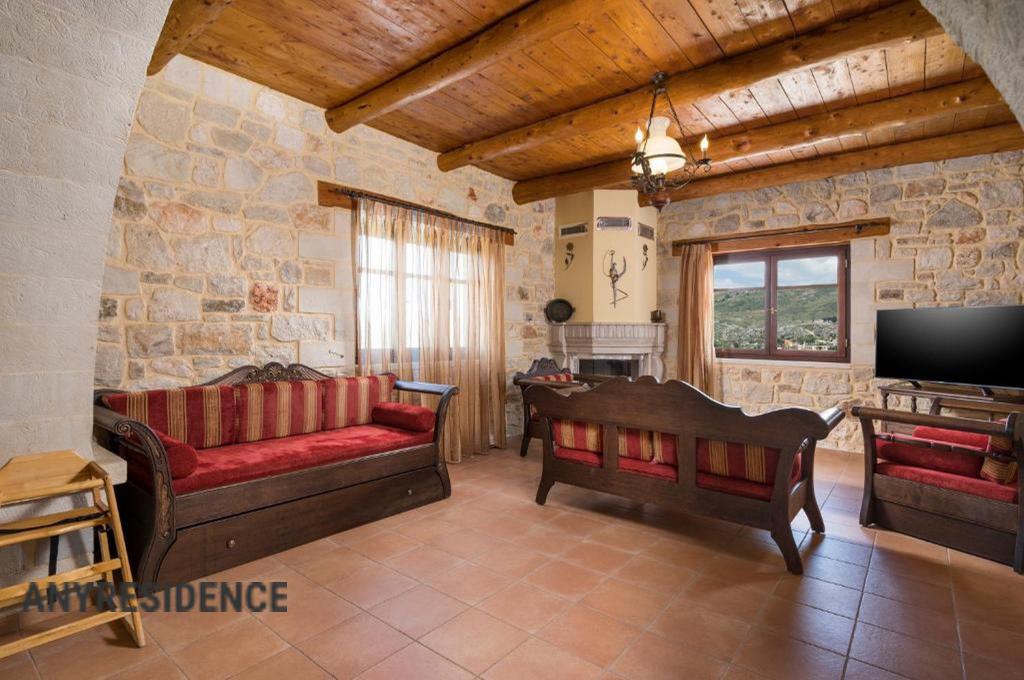 Villa in Kissamos, photo #8, listing #2530885