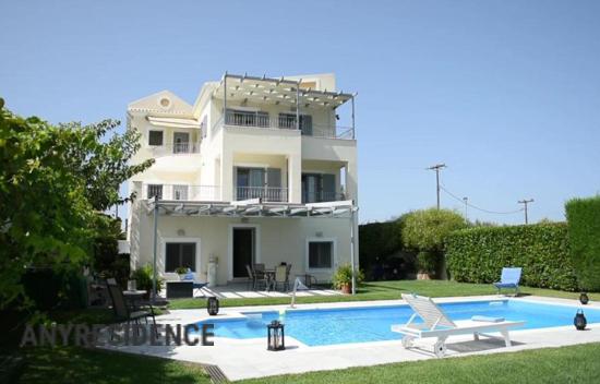Villa in Kyparissia