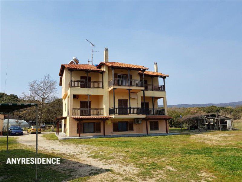 Townhome in Ierissos, photo #3, listing #2101684