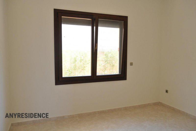 Apartment in Nea Roda, photo #7, listing #2101561