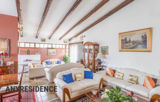 2 room apartment in Athens