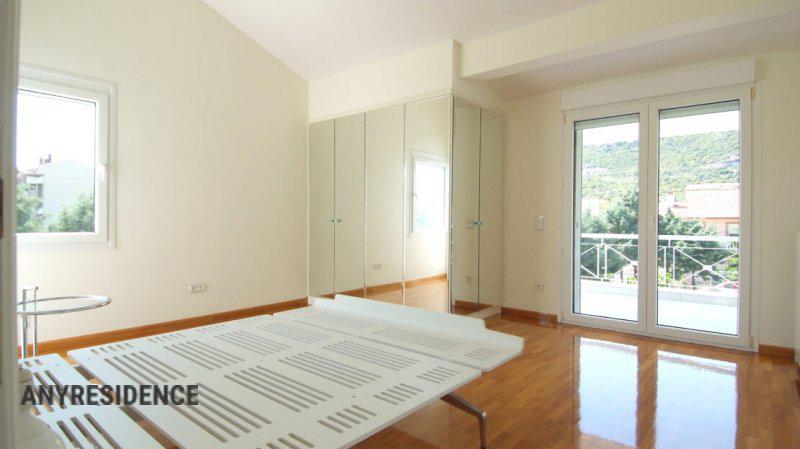 Villa in Nea Iraklitsa, photo #7, listing #2210086