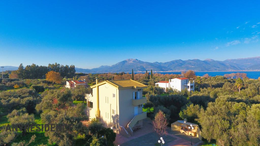 Villa in Peloponnese, photo #3, listing #2510107