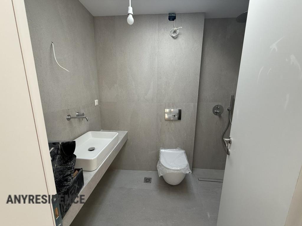 Townhome in Panorama, photo #8, listing #2363225