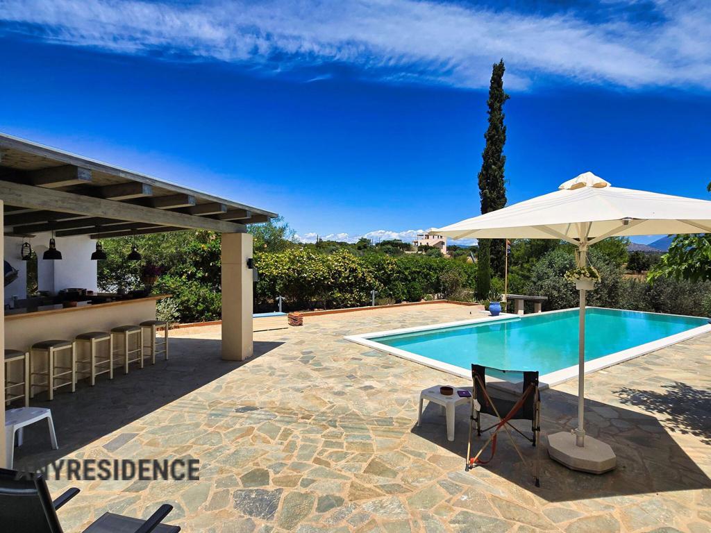 10 room villa in Porto Cheli, photo #5, listing #2458831