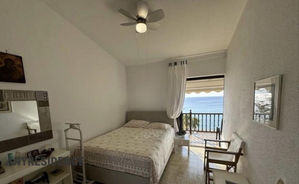 5 room townhome in Kassandreia, photo #3, listing #2510612