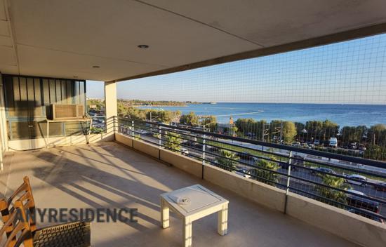 Apartment in Alimos