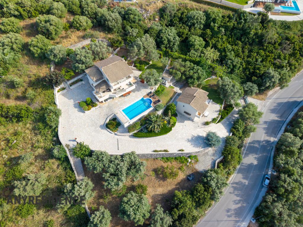 Villa in Lefkas, photo #1, listing #2534750