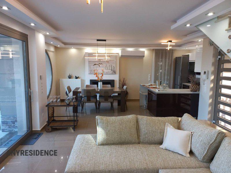 Villa in Pefkochori, photo #2, listing #2100651