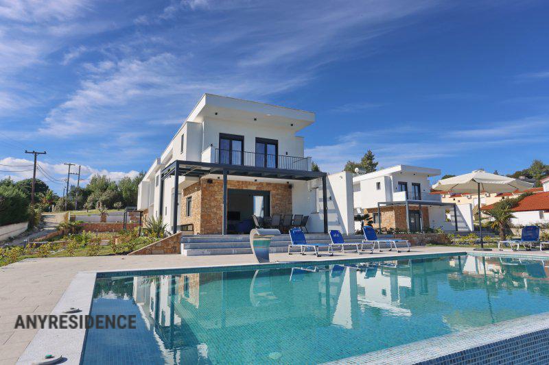Villa in Pefkochori, photo #5, listing #2373210