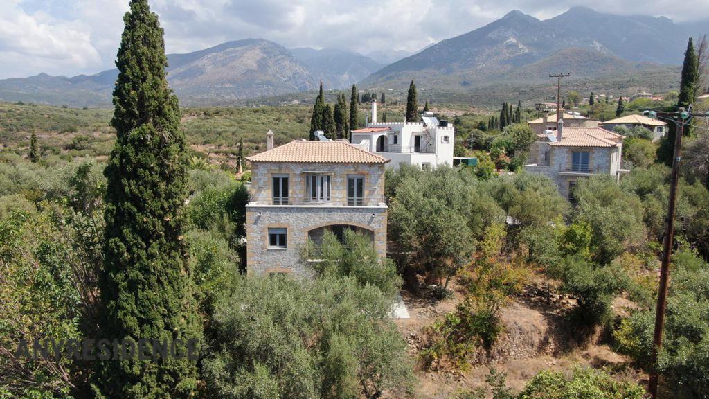 Villa in Kardamyli, photo #3, listing #2392531