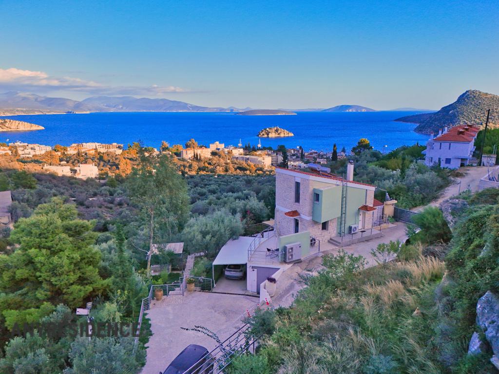 Townhome in Peloponnese, photo #4, listing #2492196