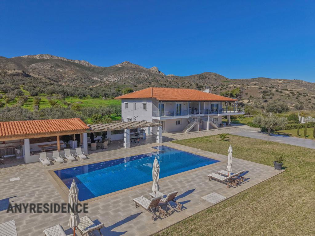 Villa in Peloponnese, photo #1, listing #2523471