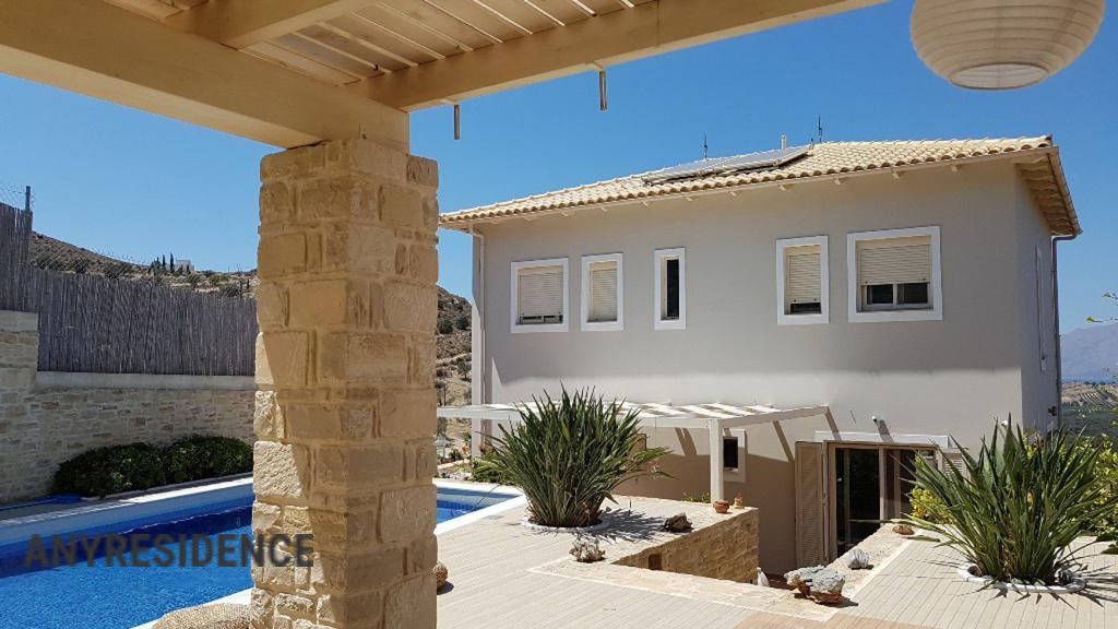 Villa in Heraklion, photo #2, listing #2134621