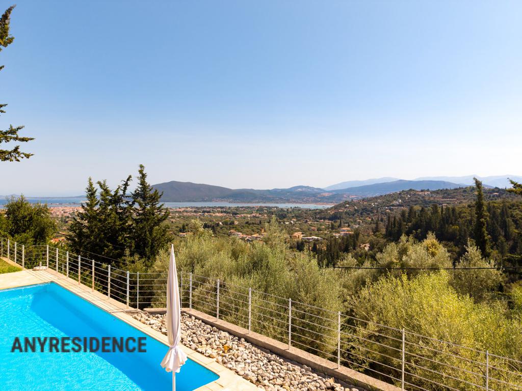 Townhome in Lefkas, photo #7, listing #2555780