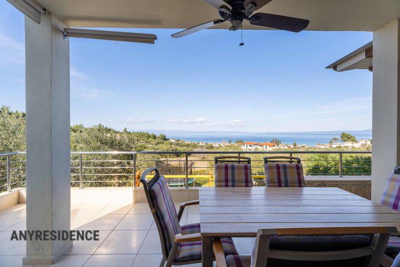 Villa in Pefkochori, photo #8, listing #2361985