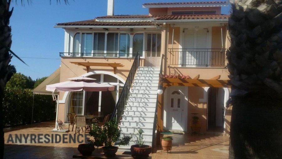 Apartment in Zakinthos, photo #7, listing #2284556