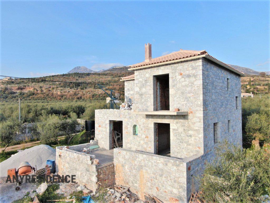 7 room villa in Kardamyli, photo #3, listing #2227797