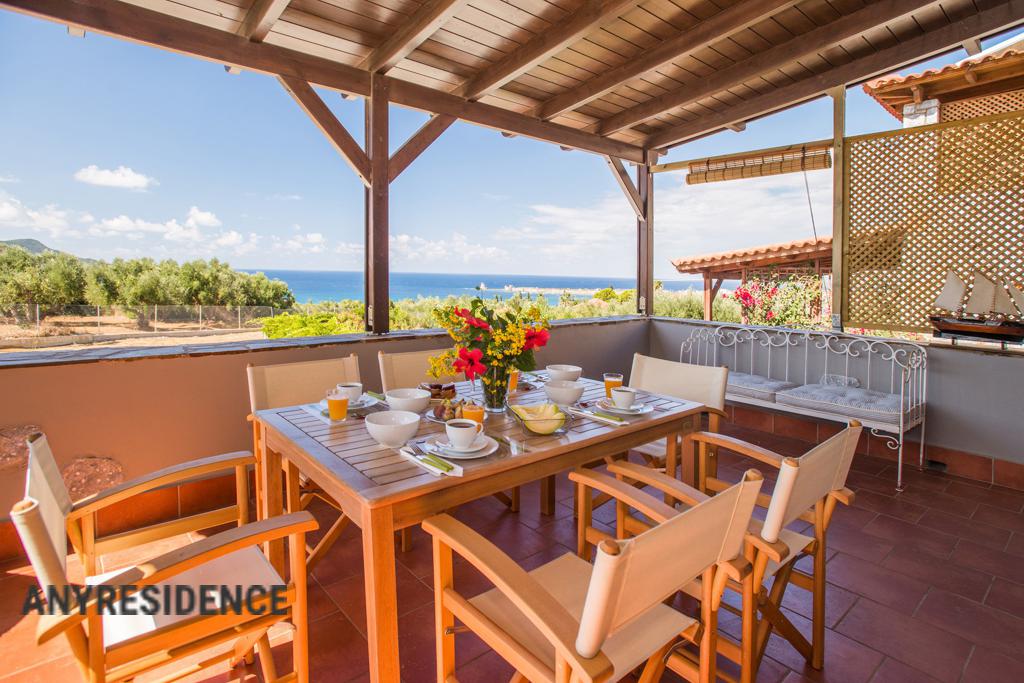 12 room villa in Peloponnese, photo #3, listing #2072006