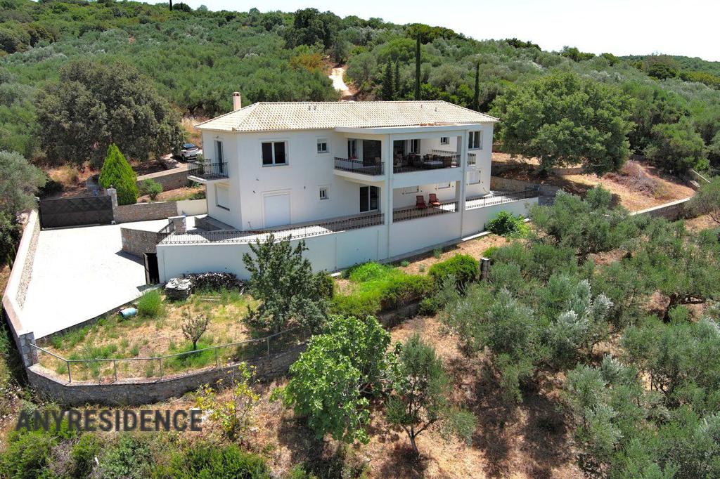 Villa in Peloponnese, photo #1, listing #2387233