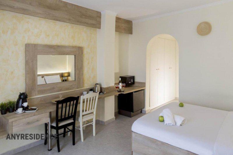 Hotel in Polychrono, photo #2, listing #2097129