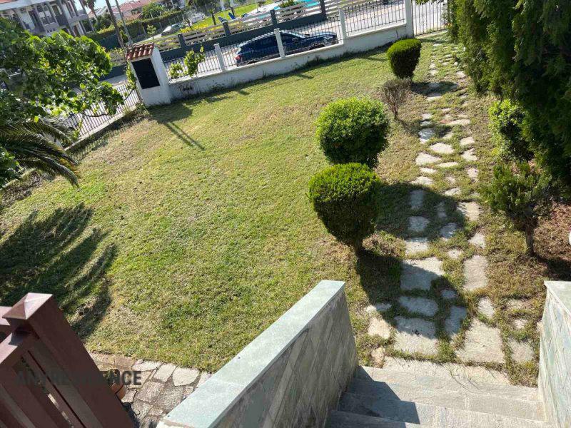 Townhome in Nikiti, photo #1, listing #2465433