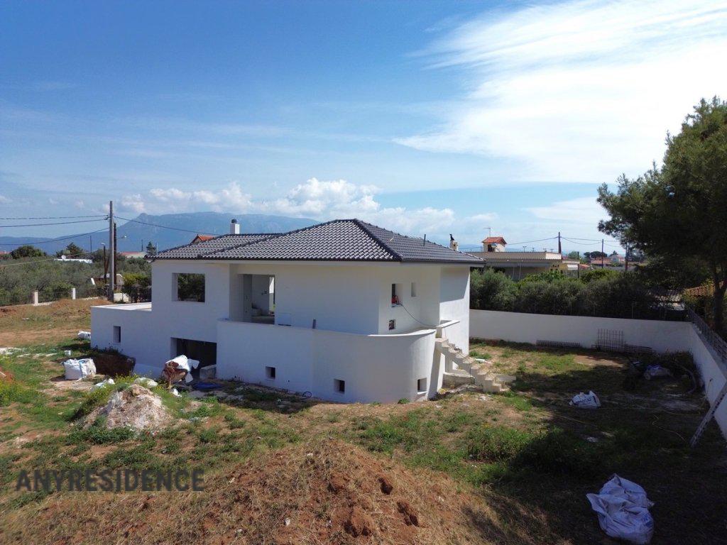 8 room villa in Agios Georgios, photo #4, listing #2260185