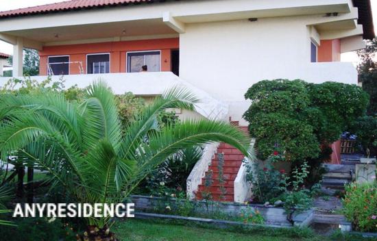 7 room townhome in Sithonia