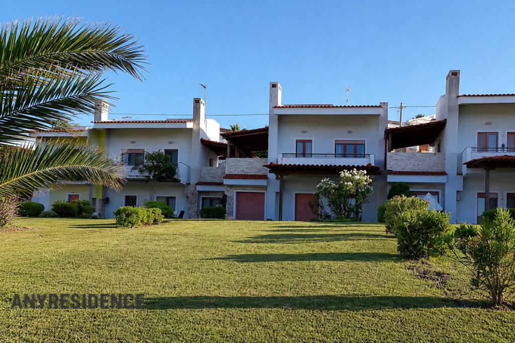 Townhome in Thessalia Sterea Ellada, photo #1, listing #2532801
