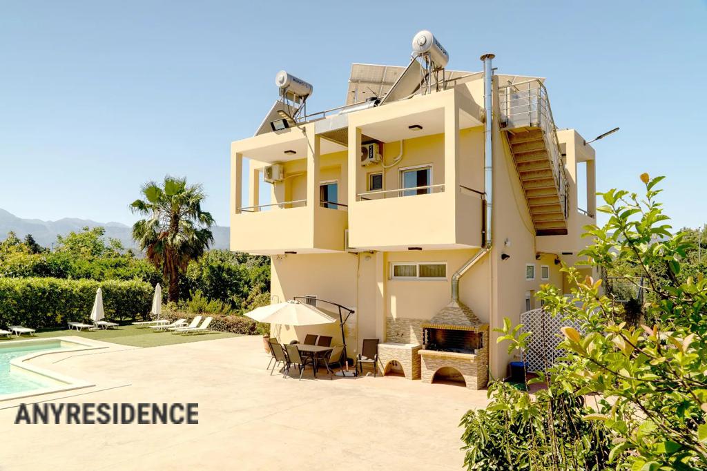 Townhome in Chania, photo #4, listing #2388550