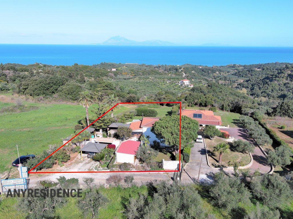 3 room villa in Peloponnese, photo #4, listing #2280951