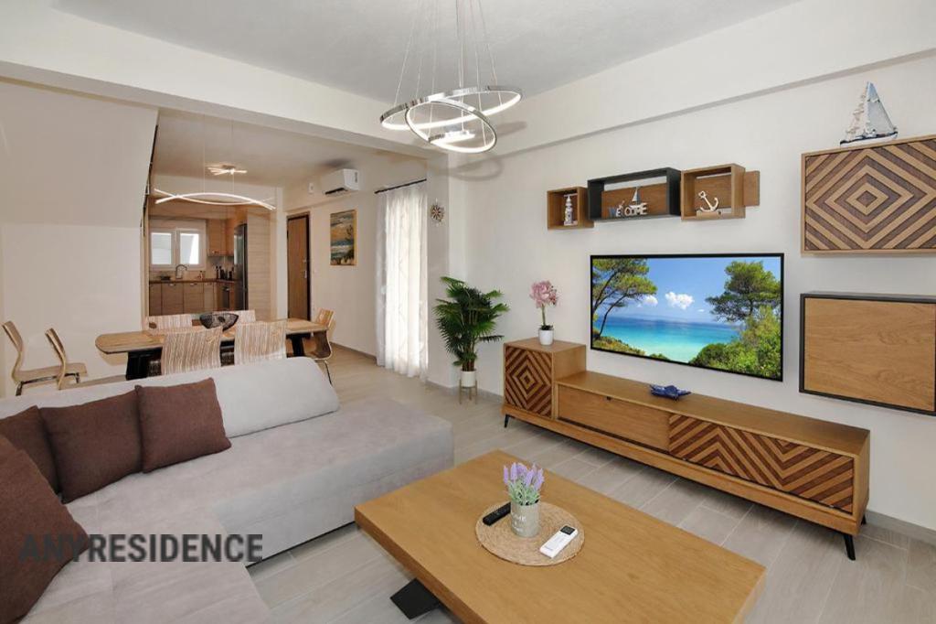 Townhome in Nikiti, photo #4, listing #2532722