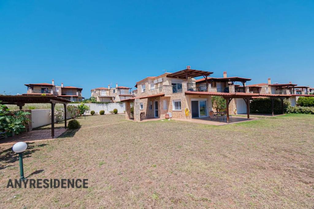 Townhome in Nea Moudania, photo #2, listing #2532746