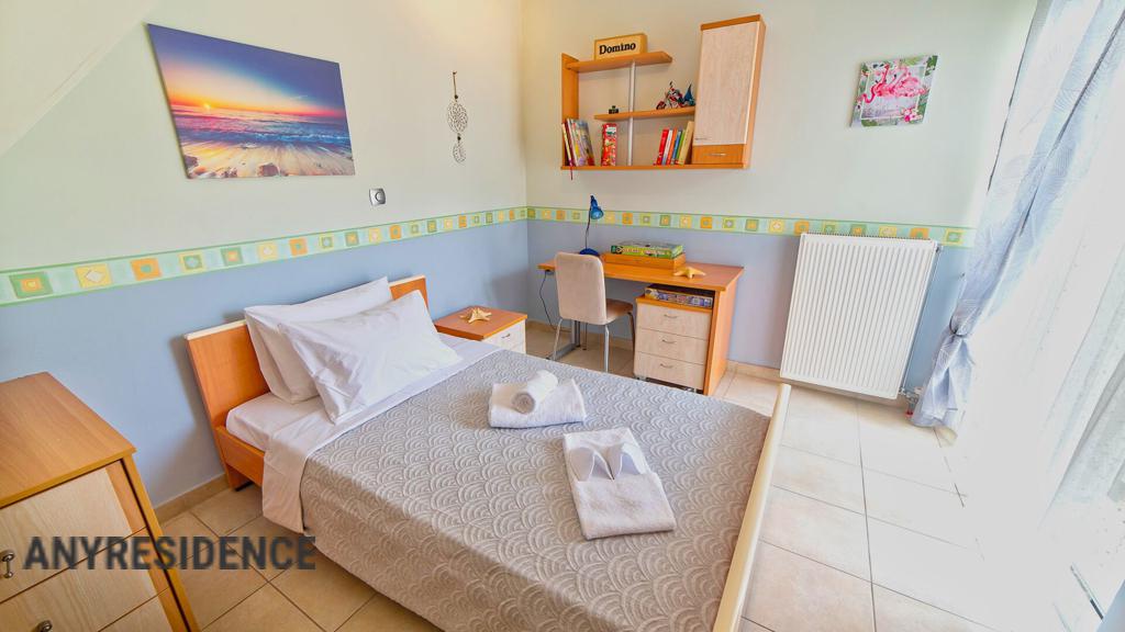 Apartment in Xilokastro, photo #9, listing #2518302