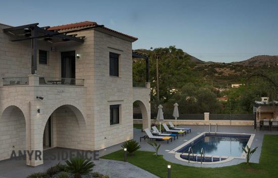 Villa in Almyrida