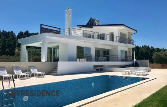 Villa in Pefkochori