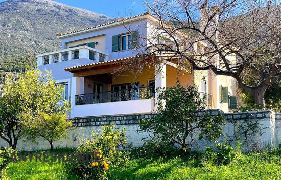 Townhome in Kyparissia