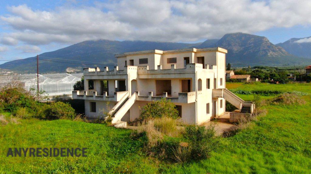 22 room villa in Kyparissia, photo #3, listing #2332963